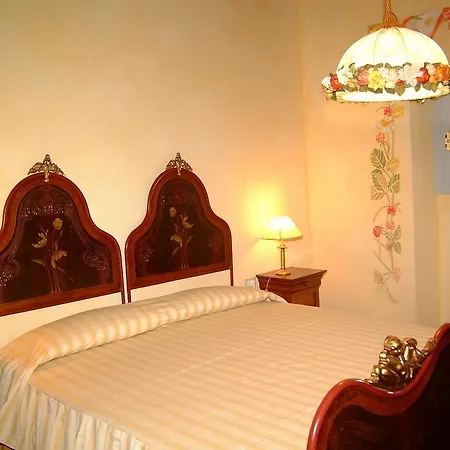 Locazione Turistica Friars.1 * Paciano